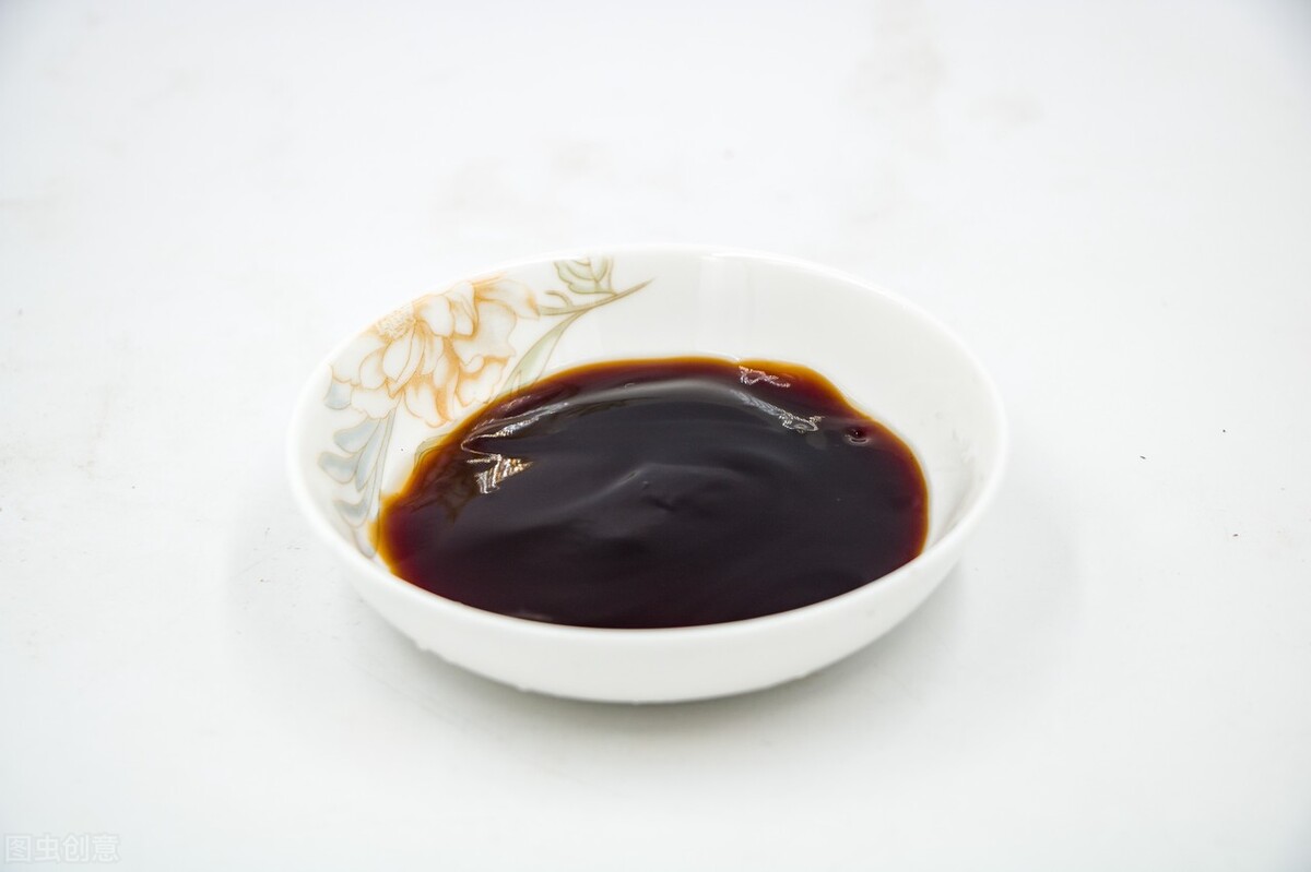 酱油吃多了会变黑真的假的,酱油吃多了真的会长黑斑吗