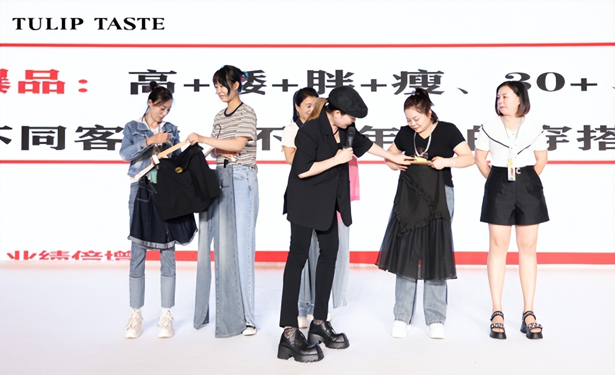 凝聚青春力量奋进新的征程,凝聚青春正能量逐梦扬帆再起航