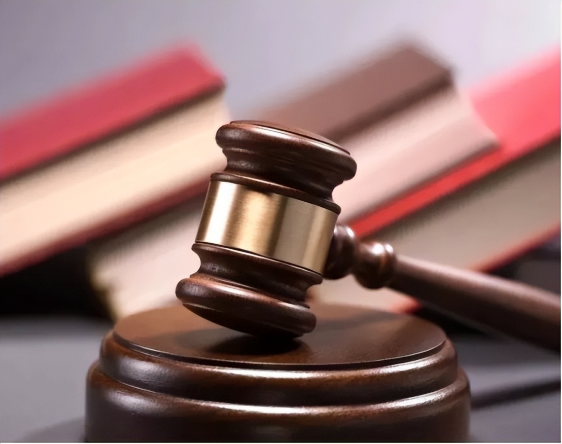 贵州一男子开玩笑险些把邻居笑死,男子讲笑话笑死邻居被捕