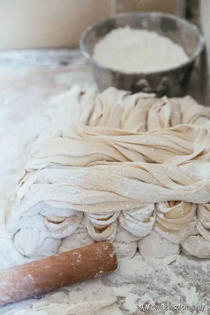 河北著名小吃安徽板面,正宗河北安徽牛肉板面