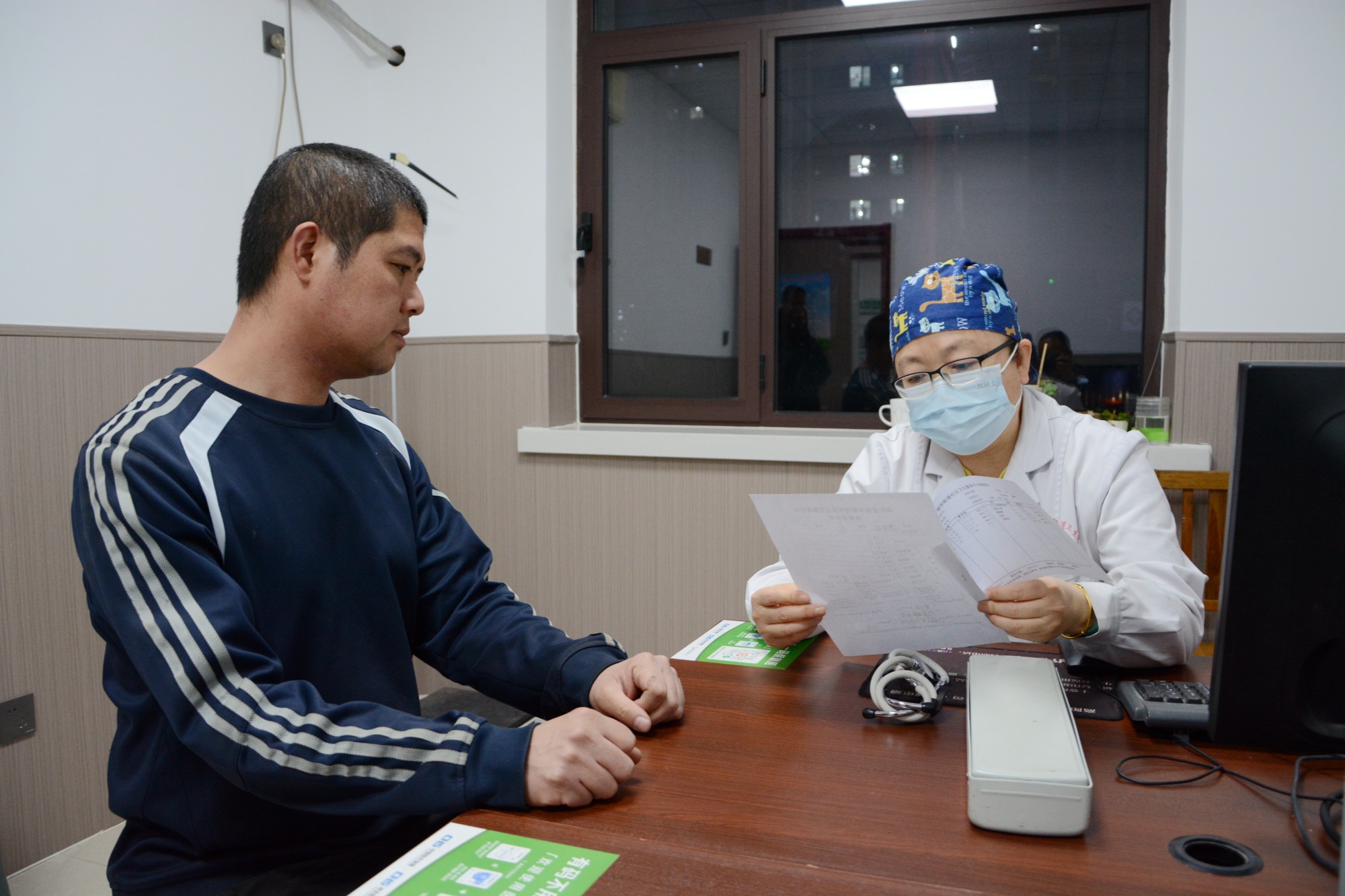 河北高阳：开设夜间门诊服务守护群众健康“不打烊”