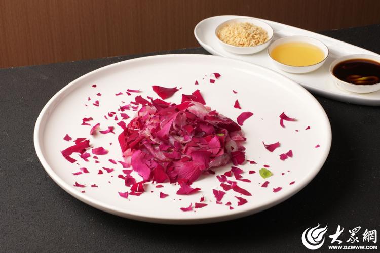 心海餐饮旗下东方白鹳·礼宴餐厅举办春季品鉴会：品味东营春韵传承鲁菜匠心