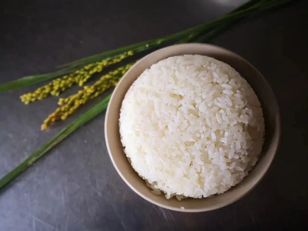 猪油拌饭农村儿时记忆,猪油拌饭是我童年记忆最美的味道