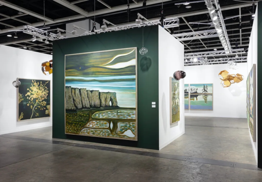 全球参展商回潮，多元文化与东南亚艺术融入主流：香港巴塞尔联动全城艺术景观