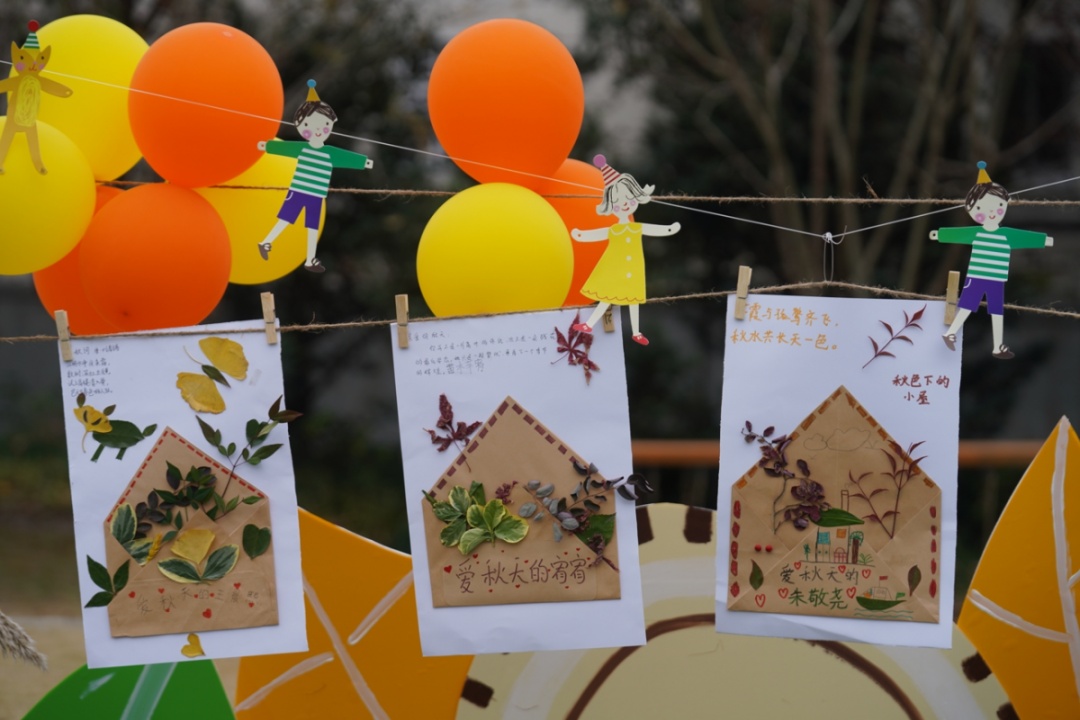 在小小的果园里面挖呀挖呀挖英文,在小小的菜园里挖呀挖呀挖