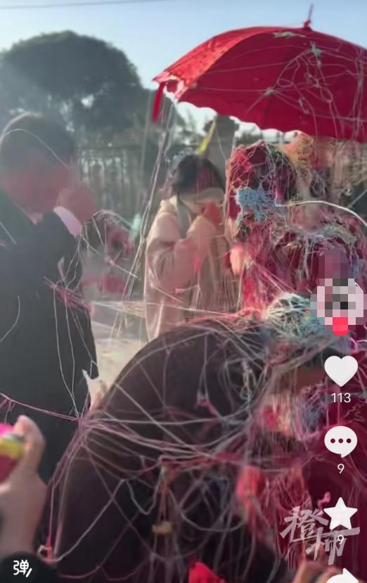 婚礼当天新娘险被毁容,婚礼上新娘险被毁容