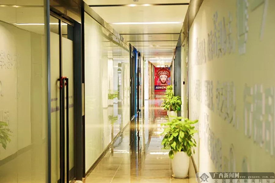 企鹅新媒体学堂和腾讯短视频直播运营中心入驻广西开拓区域品牌新生态