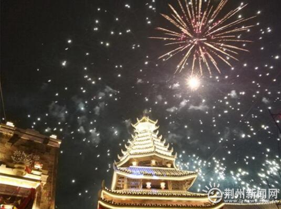 荆州方特飘雪迎新夜,荆州方特飘雪跨年夜