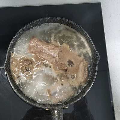 学做小鲍鱼烧排骨,红烧杏鲍菇排骨教程