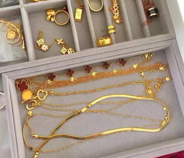 每个月买一颗金豆豆划算吗,一天攒一颗小金豆几年后变成富婆