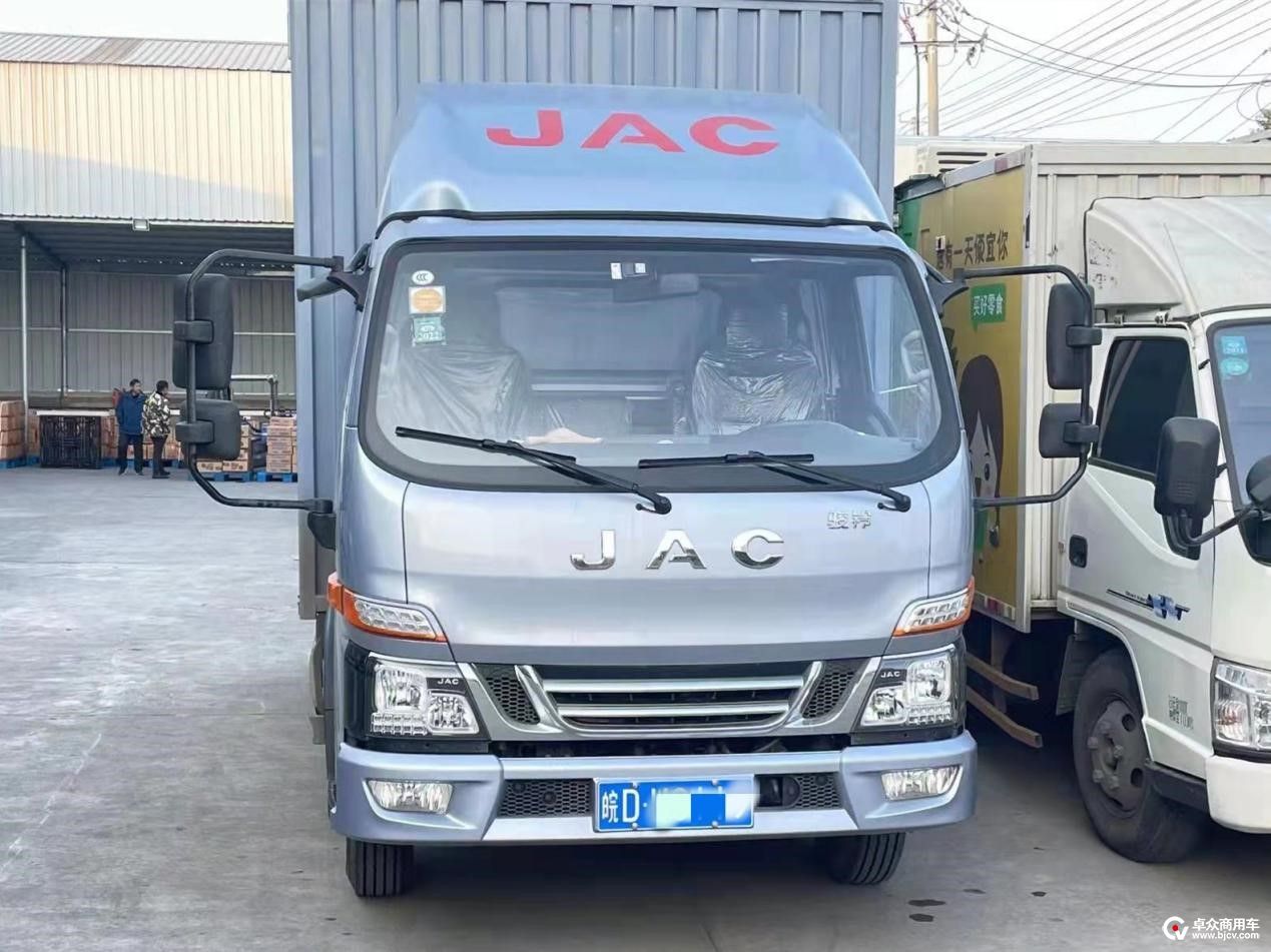 中国高端轻卡江淮骏铃,选择江淮骏铃让您一路无忧