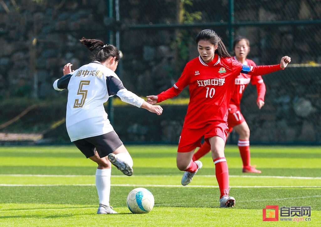 待放！自贡足球小花