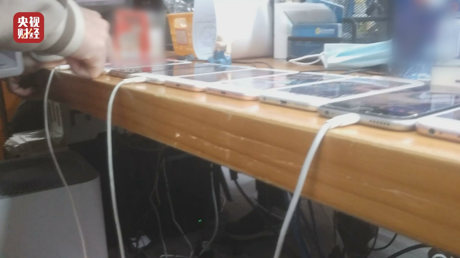 315曝光翡翠直播间名单,315晚会曝光的翡翠直播间