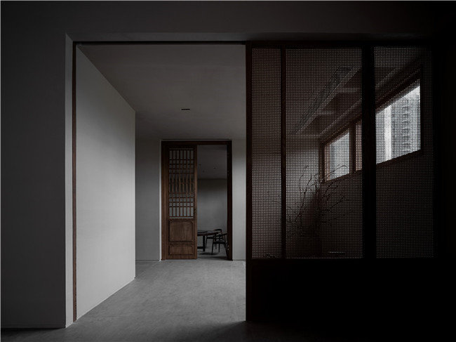 深圳臻間会所:穿透时光的力量