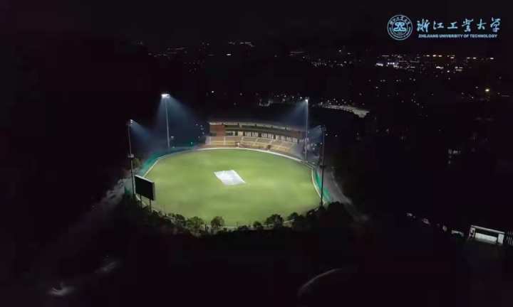 亚运板球场长啥样？约两个足球场大，球道用土讲究多