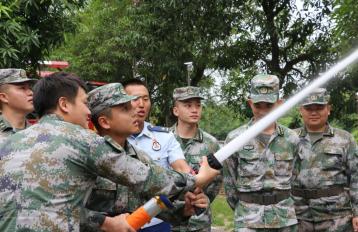 致敬战友们的图片,致敬战友的古诗句