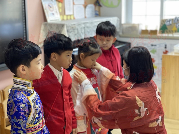 楂樿川閲忕殑鍥湰鏁欏鐮斾慨娲诲姩,浼樿川鍥湰璇剧▼