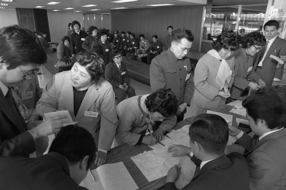 看展览感受变迁参观感想,参观看今朝展厅后的感想