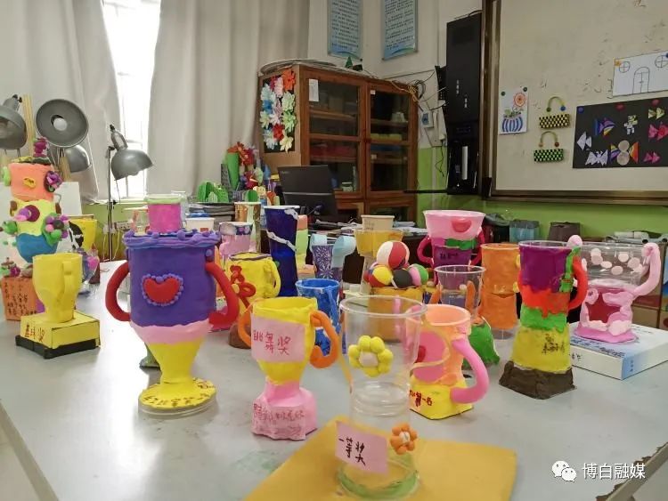 亚山镇中心小学二年级222班,亚山镇中心小学