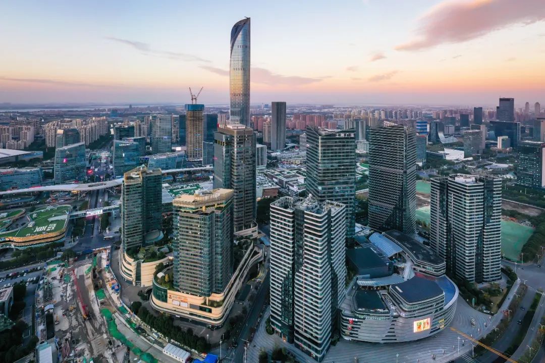 苏州金鸡湖畔,金鸡湖苏州中心广场