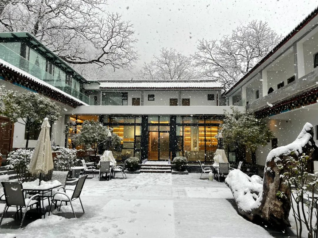 我们都是一家人快乐版,我们都是一家人相亲相爱