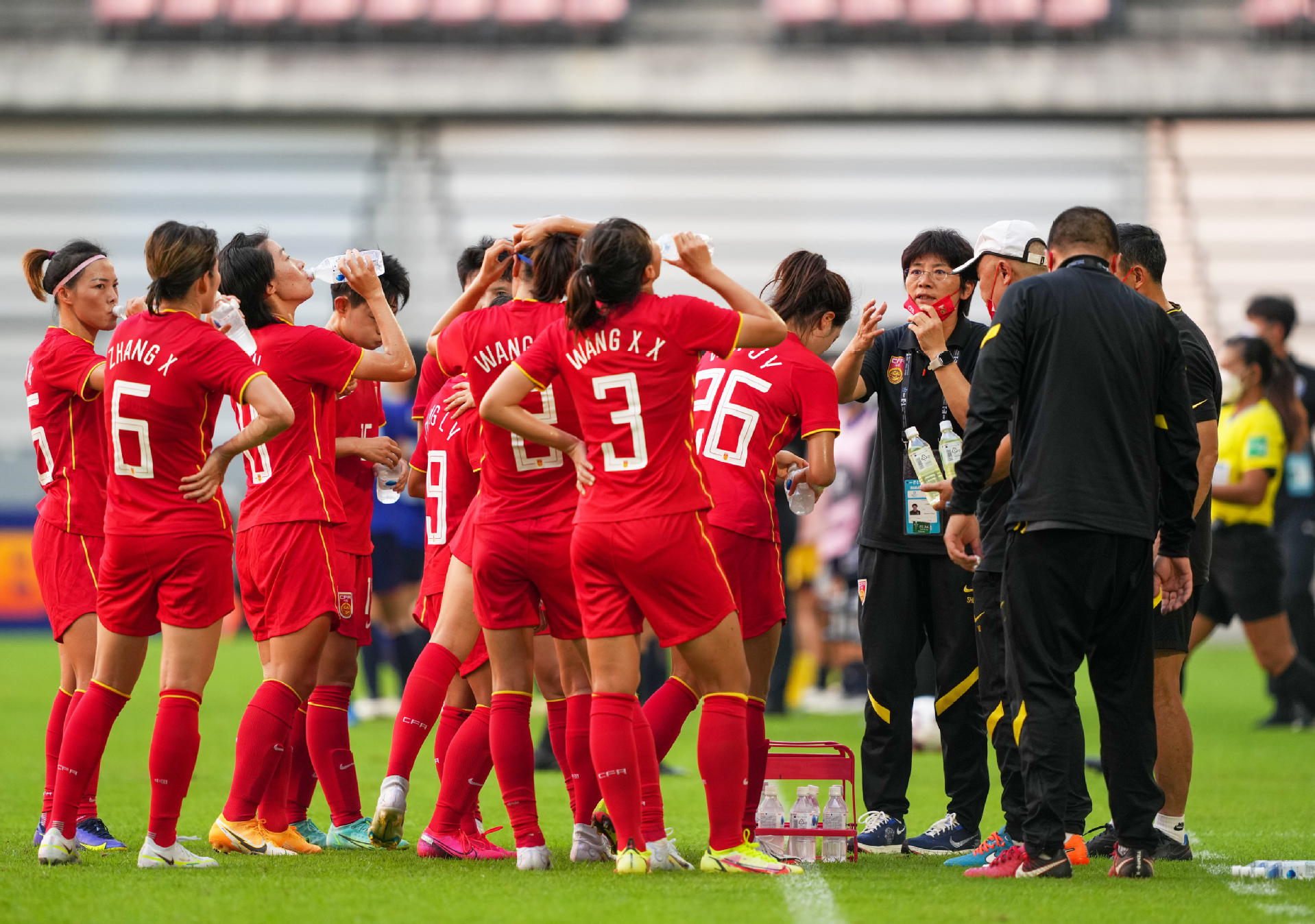 一起见证中国女足东亚杯闪耀赛场,女足国脚李梦雯登陆英超