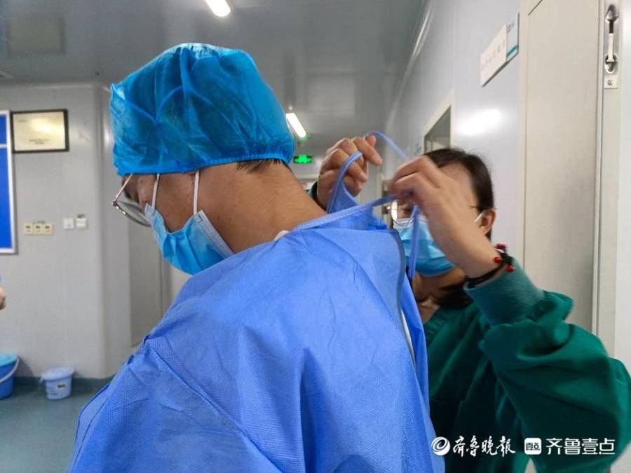 援鄂医疗队驰援武汉视频,援武汉抗疫医疗队出征视频