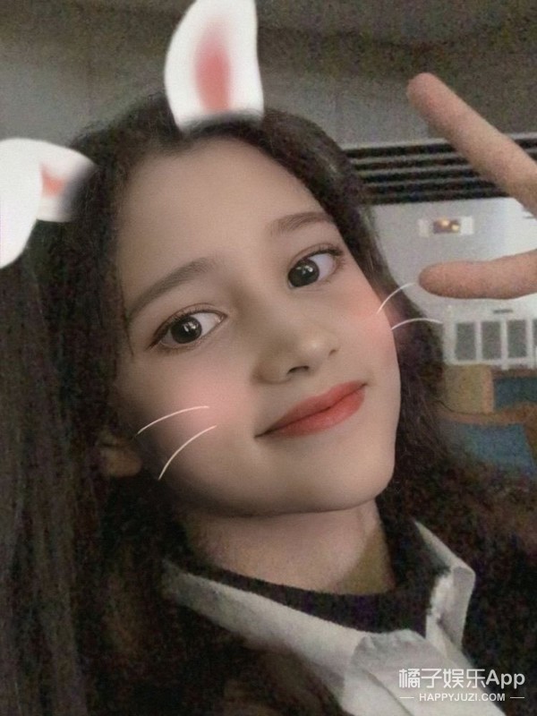 好精彩的家族！休宁一家不逛自家公园，跑去闯荡中韩娱乐圈了？