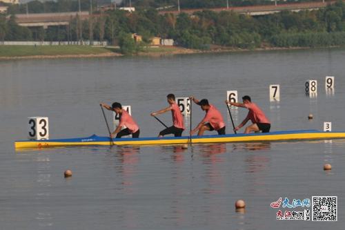 2022年全国皮划艇静水锦标赛,逐浪松江赛艇竞速