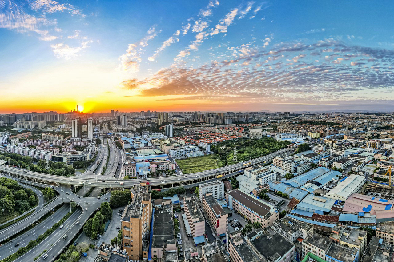 东莞装备制造,东莞制造药膏厂