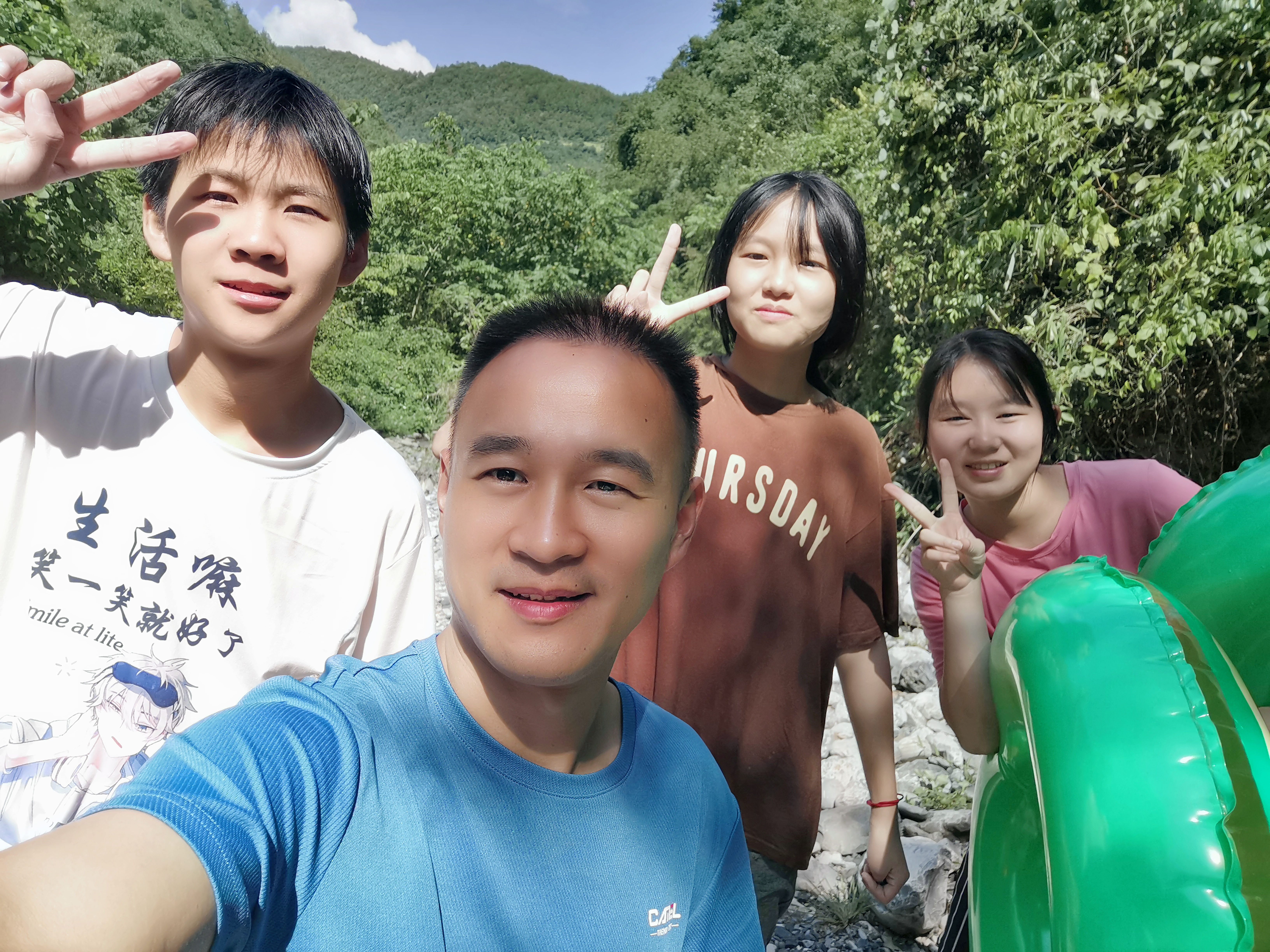 “我的十年”九宫格㉑|教育志愿者袁辉：十年支教，让每个学生都能找到自己