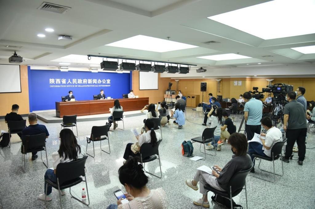 所有人：来云端看“5+365天”永不落幕的农高会