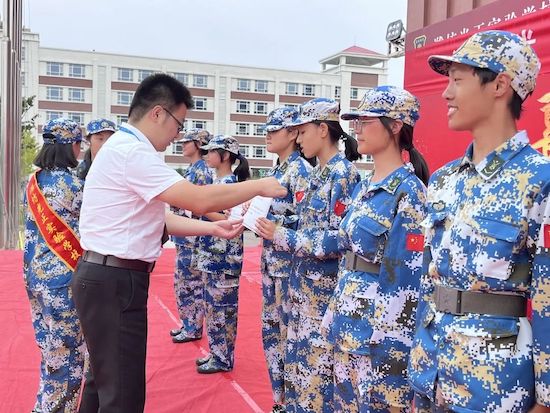 国防教育学习报道,国防教育凝聚起强大的力量