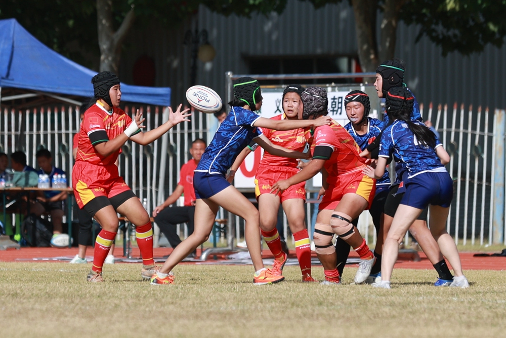 朝阳区夺双冠市十六运七人制橄榄球项目比赛收官