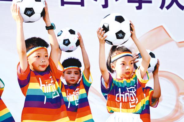 立德树人以德育人,立德树人桃李满园