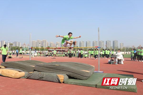 福溪街道中心小学双减活动,大石头乡中心学校双减活动