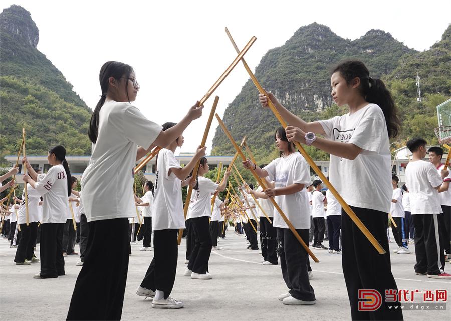 南宁马山县：推进义务教育优质均衡发展