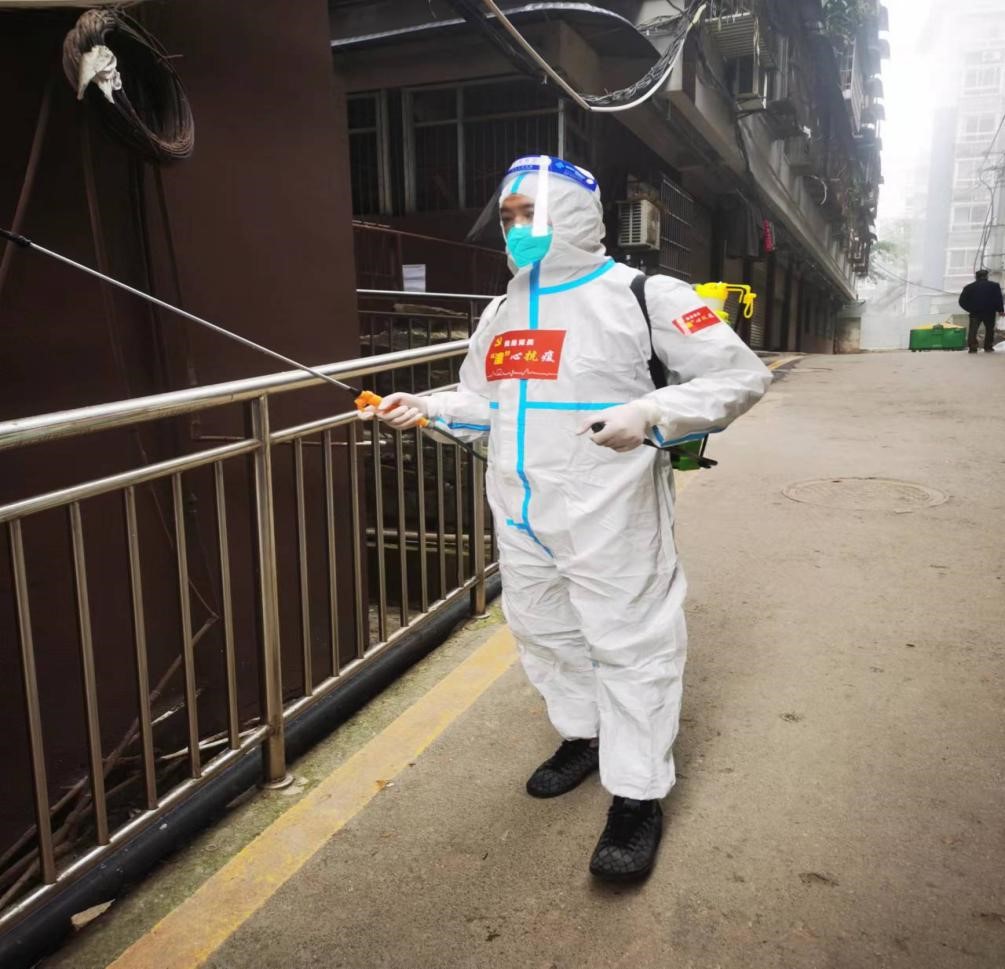 党员夫妻齐上阵坚守疫情第一线,夫妻党员抗疫情