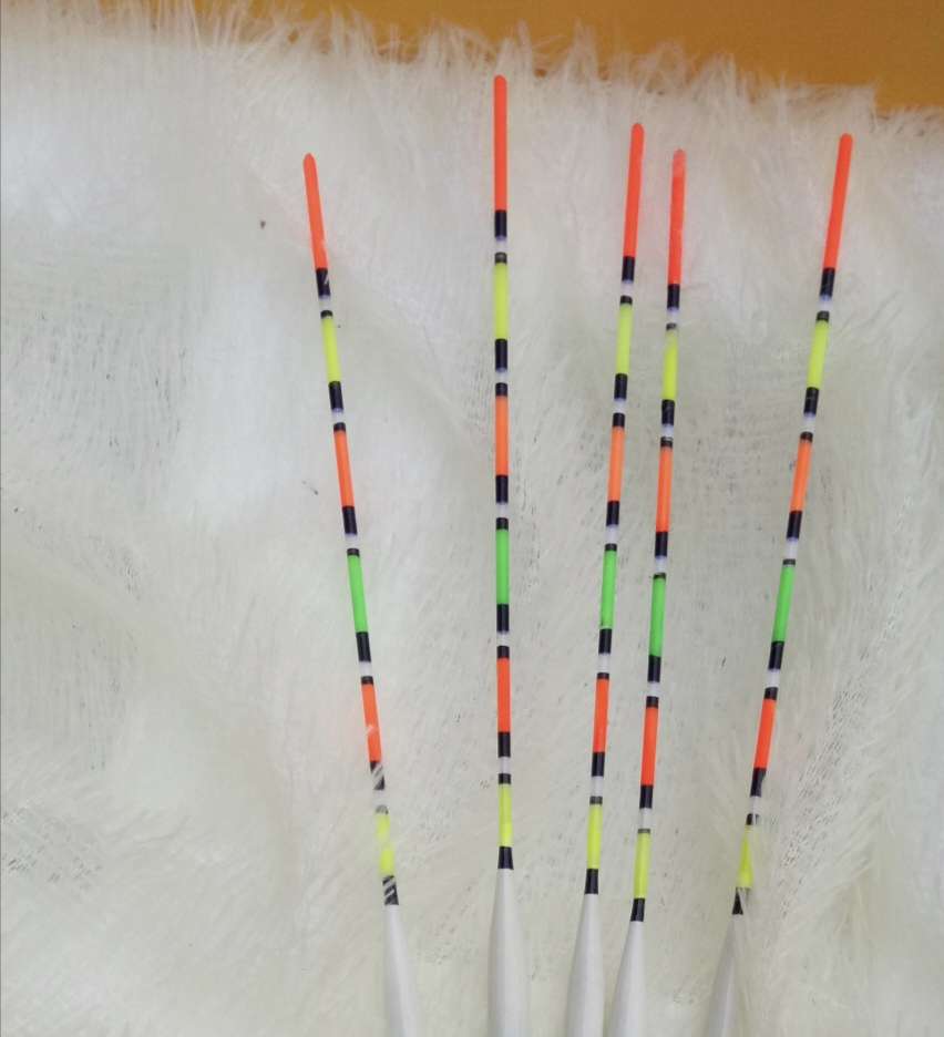 钓鲫鱼用硬尾还是软尾浮漂,小软尾七星浮漂优势在哪里