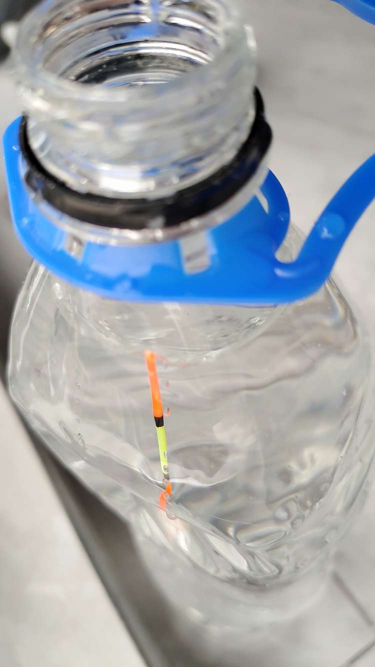 浮漂破了可以用吗,浮漂破了怎么维修