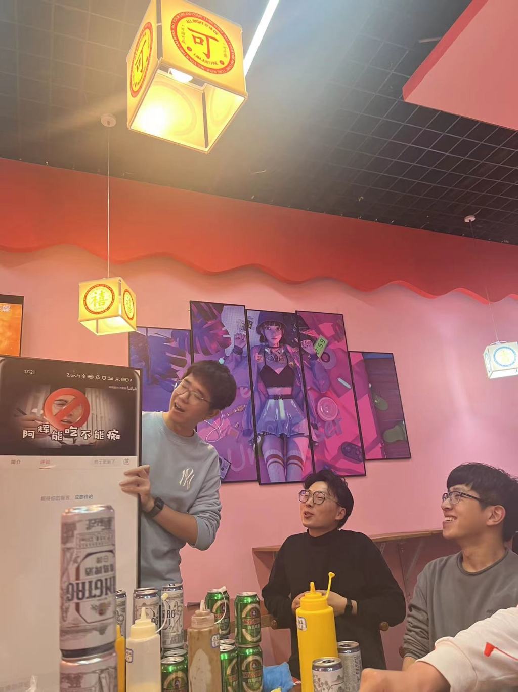 从美食博主到联手开店，吃遍学校食堂被校长点名的95后大学生开启创业之路