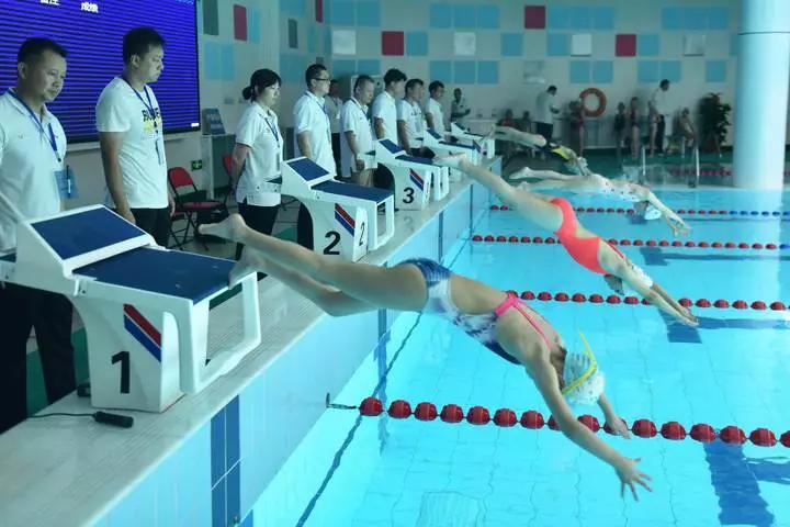 奋楫扬帆启新程砥砺前行正当时,奋楫新征程