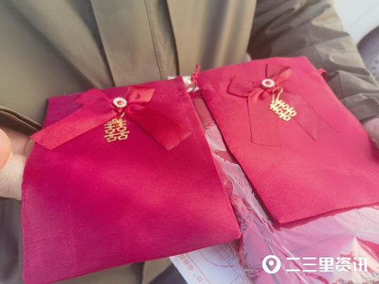 商店商品实际价格与标价不符,商品标价和售价不符差价如何赔偿