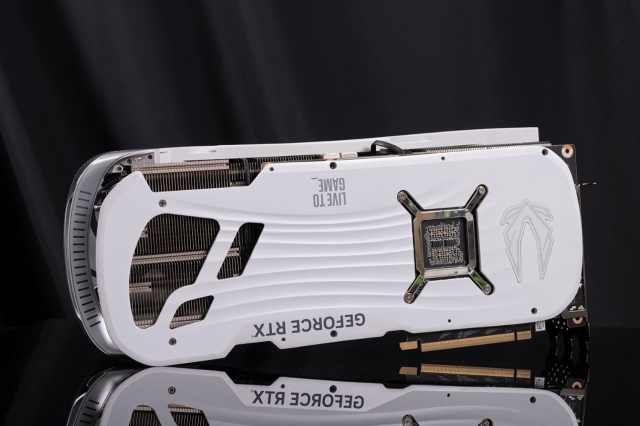 索泰顶级amp系列4090显卡开箱,索泰4080amp显卡评测