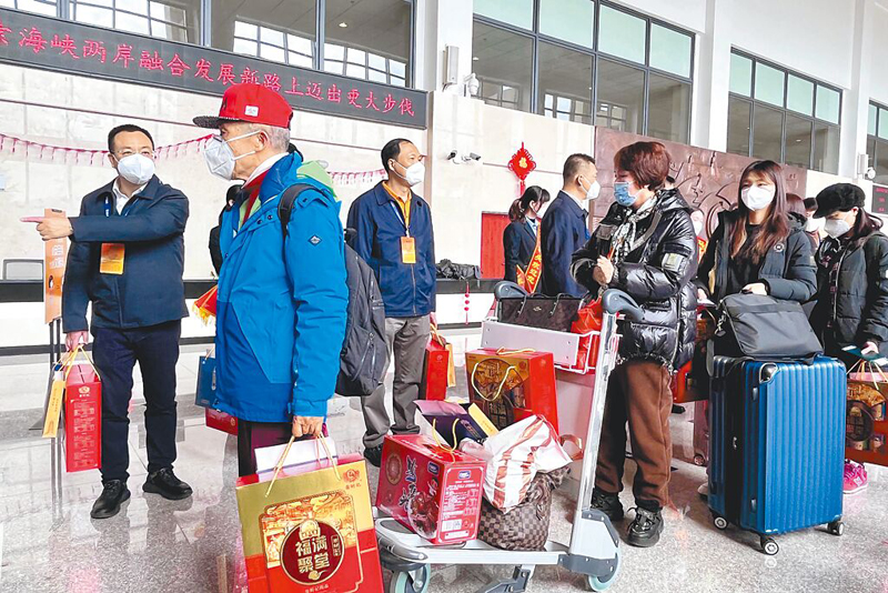 “小三通”何时全面复航？*进党民**当局应正视*意民**诉求