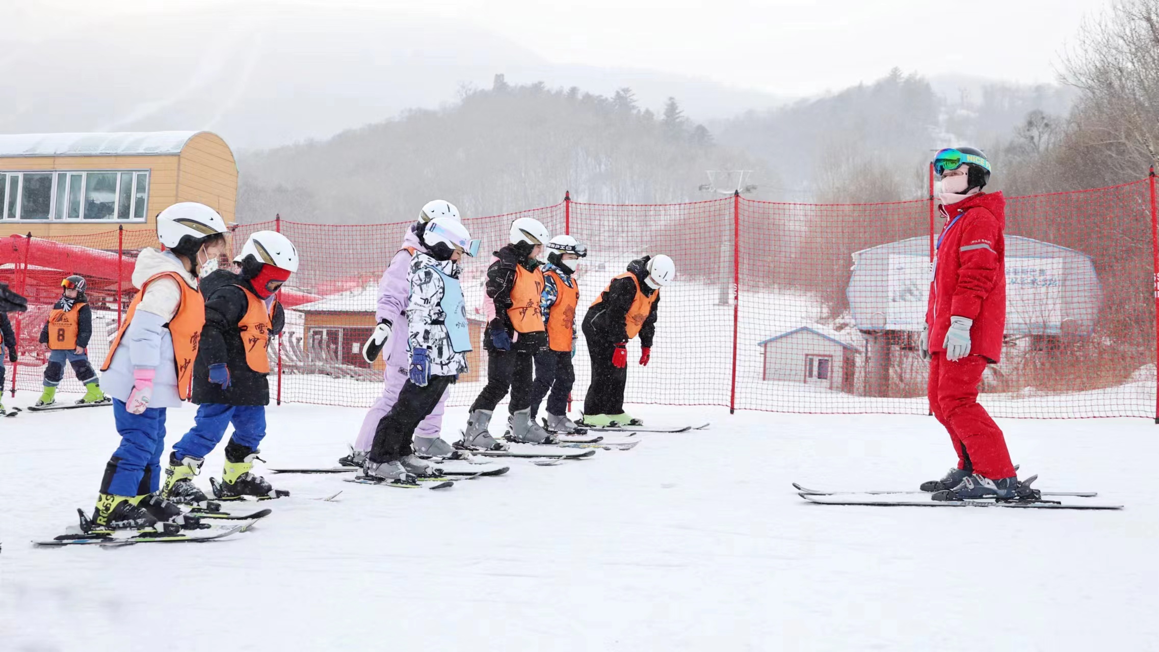 鍐伴洩杩愬姩鏂板勾绔炴妧,鏄ヨ妭鍐伴洩杩愬姩鎸佺画鍗囨俯