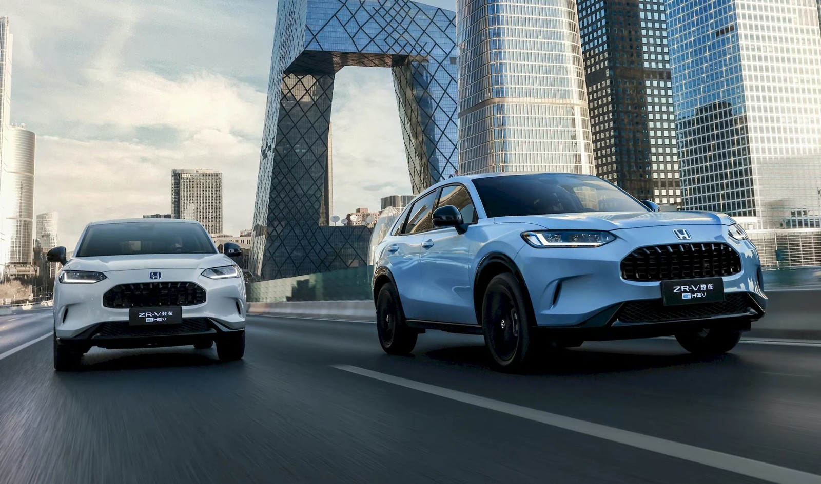 本田ZR-V致在e:HEV正式上市售价17.99-22.89万元