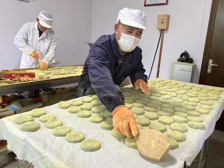 日销三四百斤全国各地顾客都来买它舟山这款“春季限定”美食有何魅力？