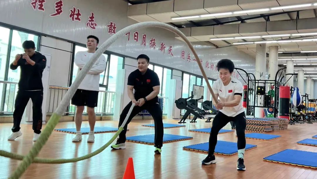 海南举重队,海南海外训练营