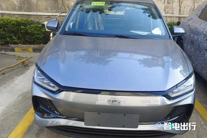 比亚迪9.98万外观内饰,比亚迪新款车型车展